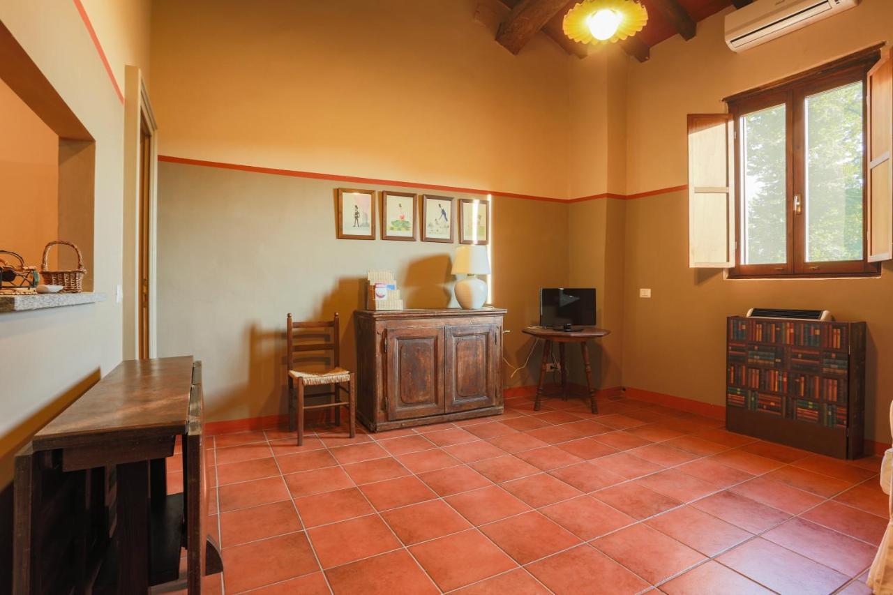Agriturismo Le Corti Della Gualdana Вогера Екстериор снимка