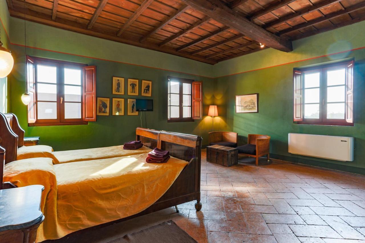 Agriturismo Le Corti Della Gualdana Вогера Екстериор снимка