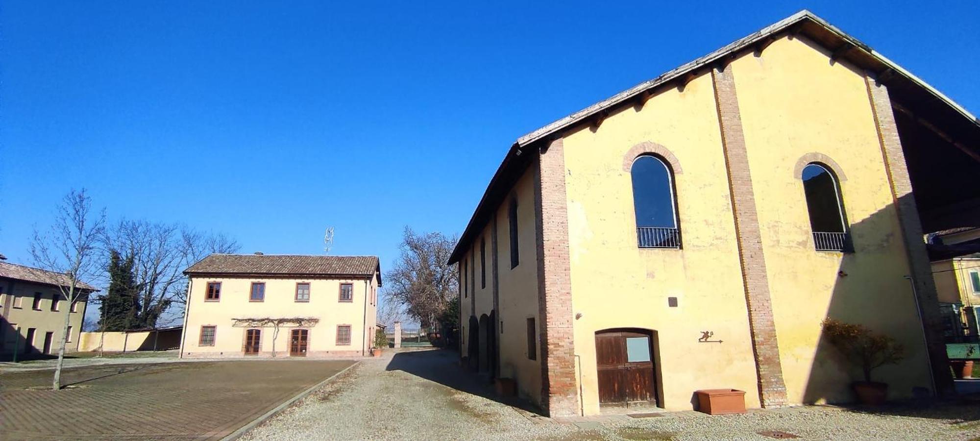 Agriturismo Le Corti Della Gualdana Вогера Екстериор снимка