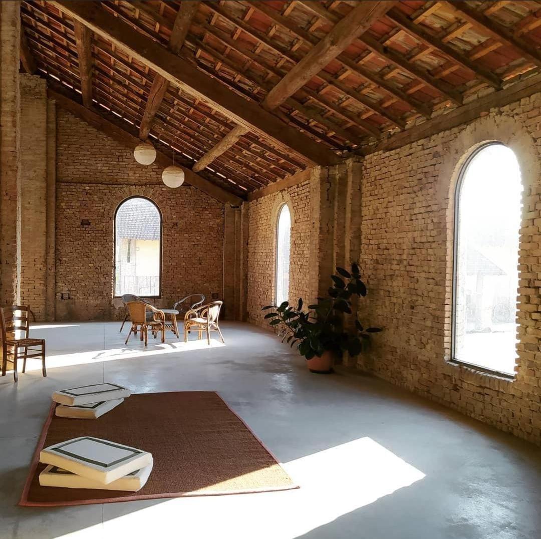 Agriturismo Le Corti Della Gualdana Вогера Екстериор снимка
